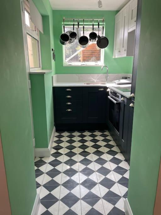 Lovely 1 Bedroom Flat In Broadstairs Exterior photo
